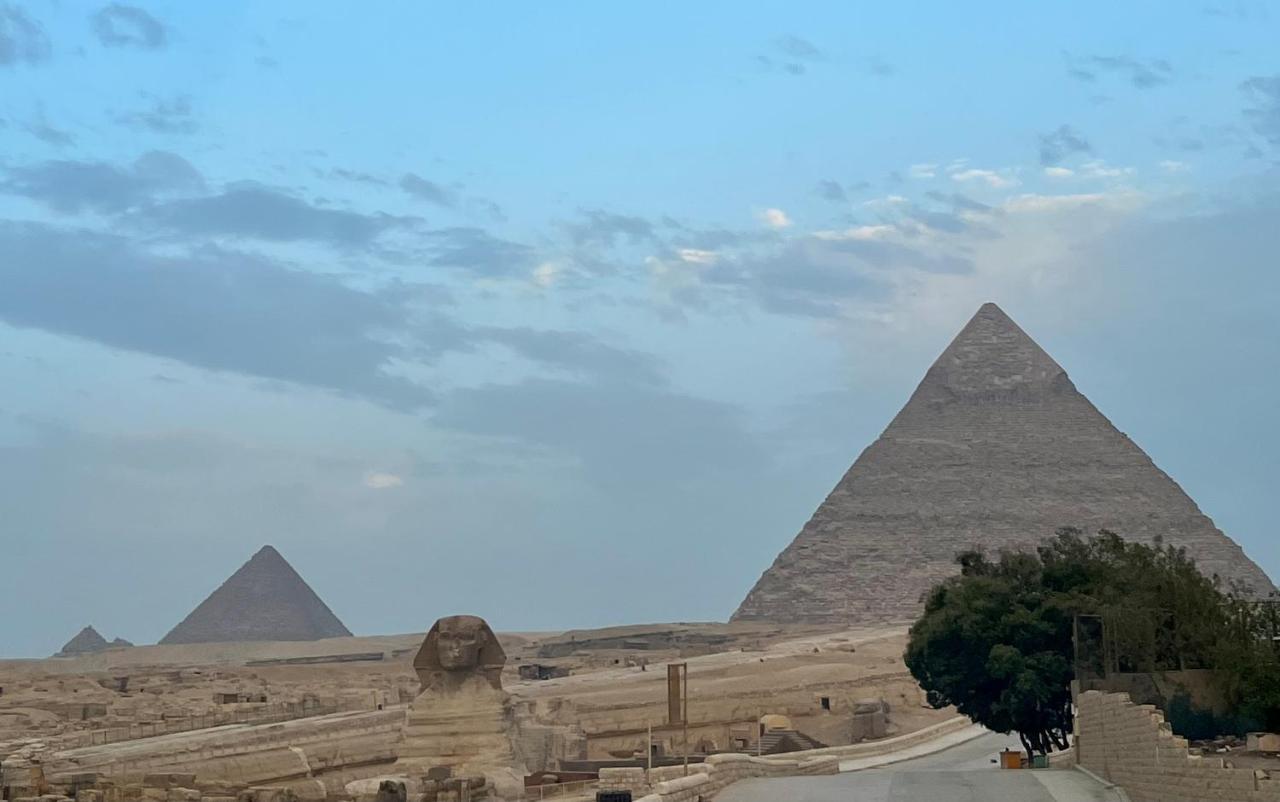 The Gate Hotel Front Pyramids & Sphinx View Kafret el-Gabal 외부 사진