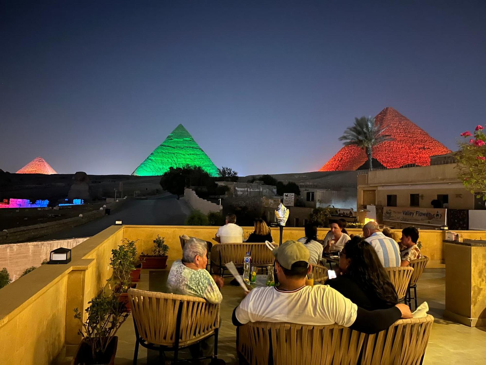 The Gate Hotel Front Pyramids & Sphinx View Kafret el-Gabal 외부 사진