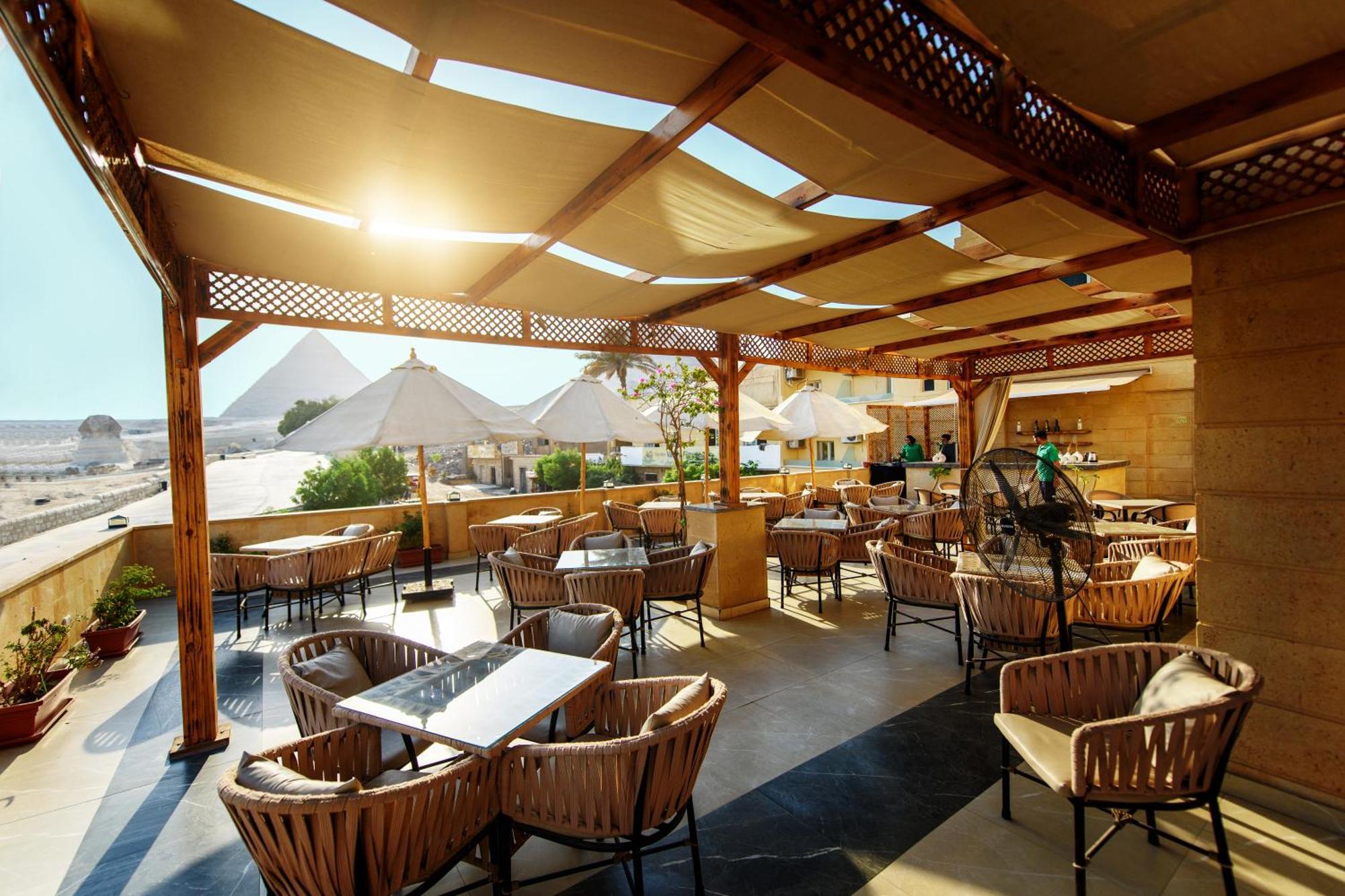 The Gate Hotel Front Pyramids & Sphinx View Kafret el-Gabal 외부 사진