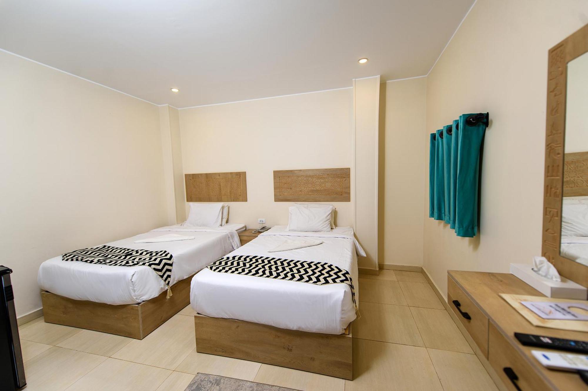 The Gate Hotel Front Pyramids & Sphinx View Kafret el-Gabal 외부 사진