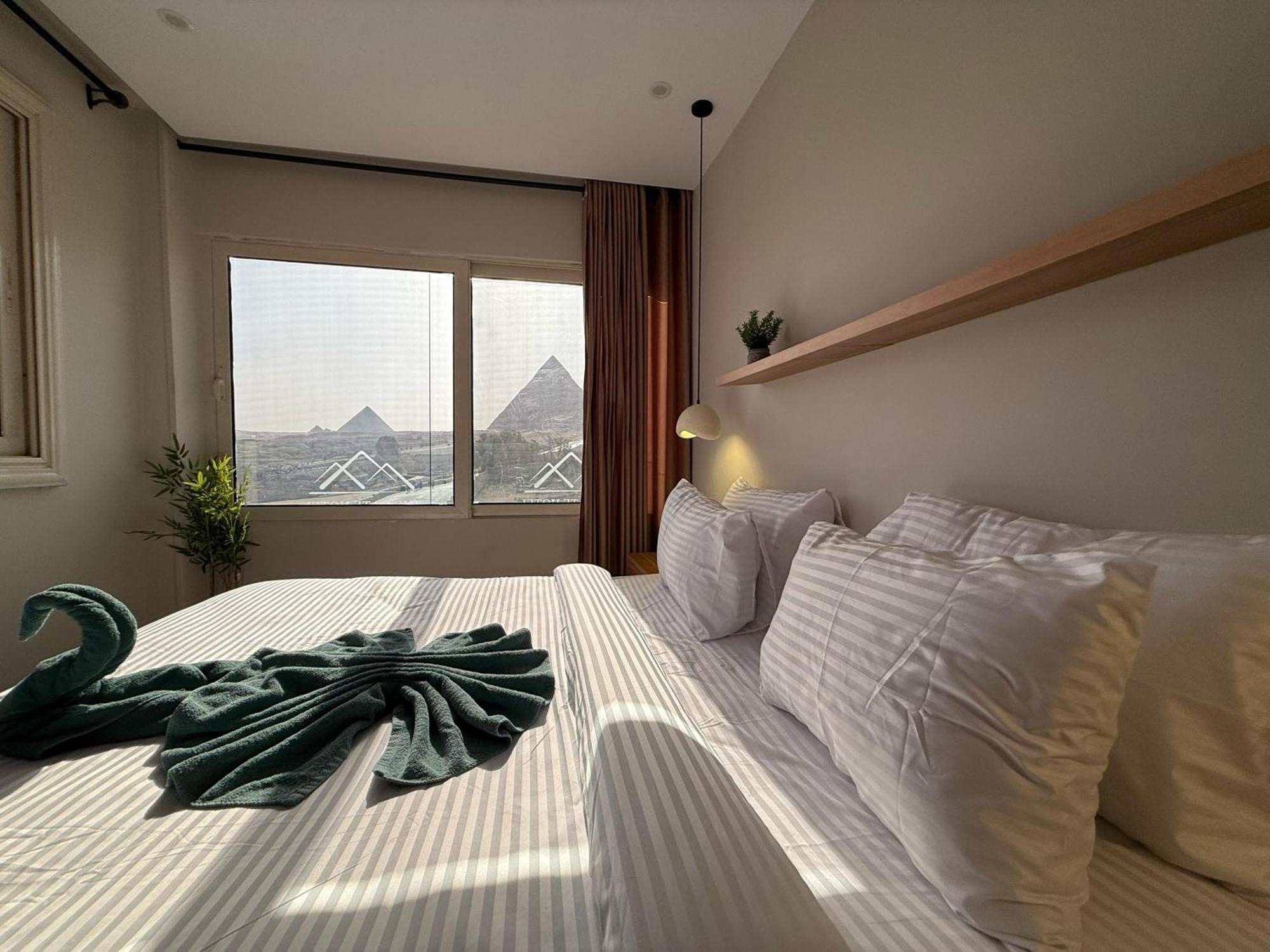 The Gate Hotel Front Pyramids & Sphinx View Kafret el-Gabal 외부 사진