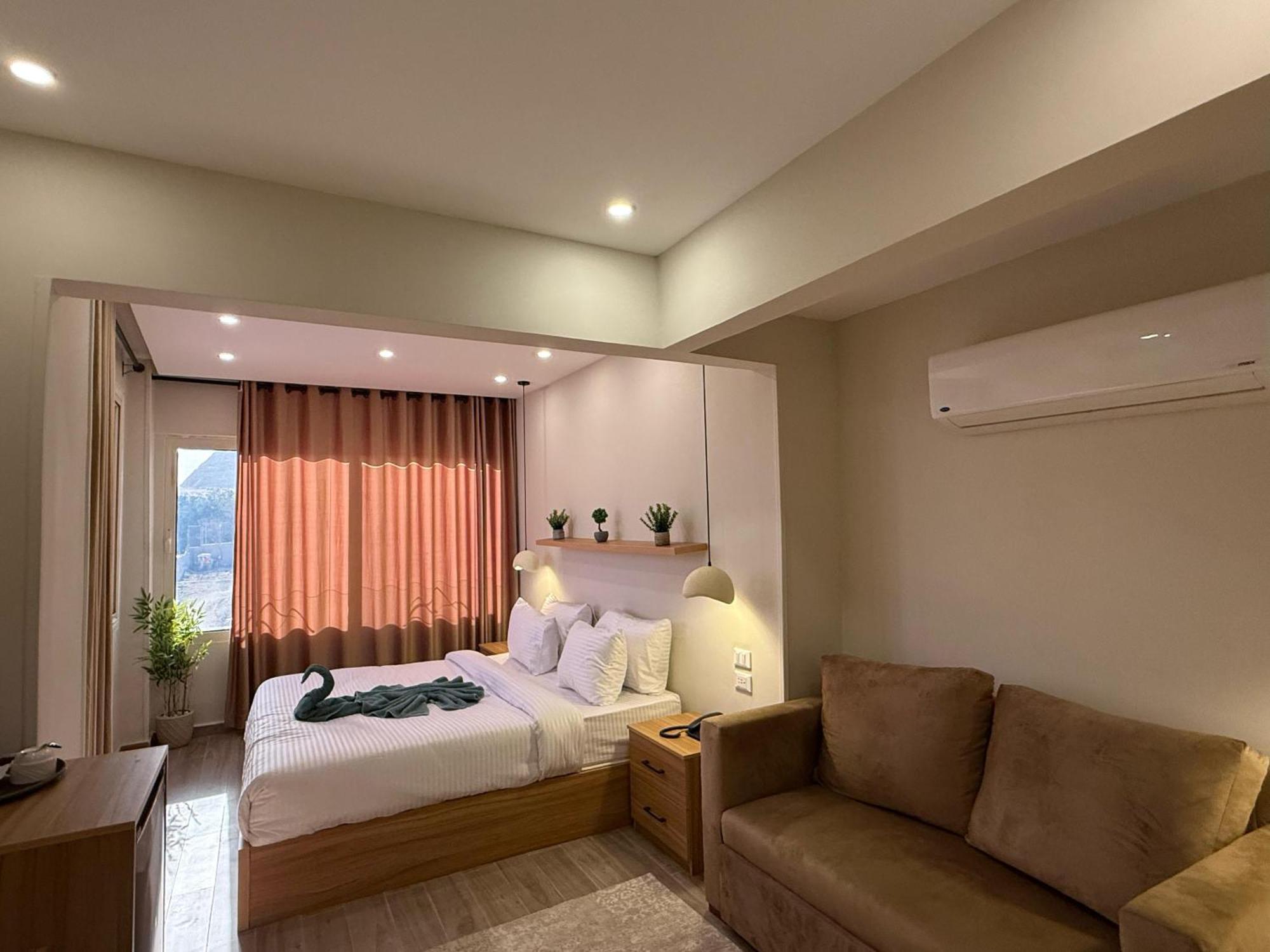 The Gate Hotel Front Pyramids & Sphinx View Kafret el-Gabal 외부 사진