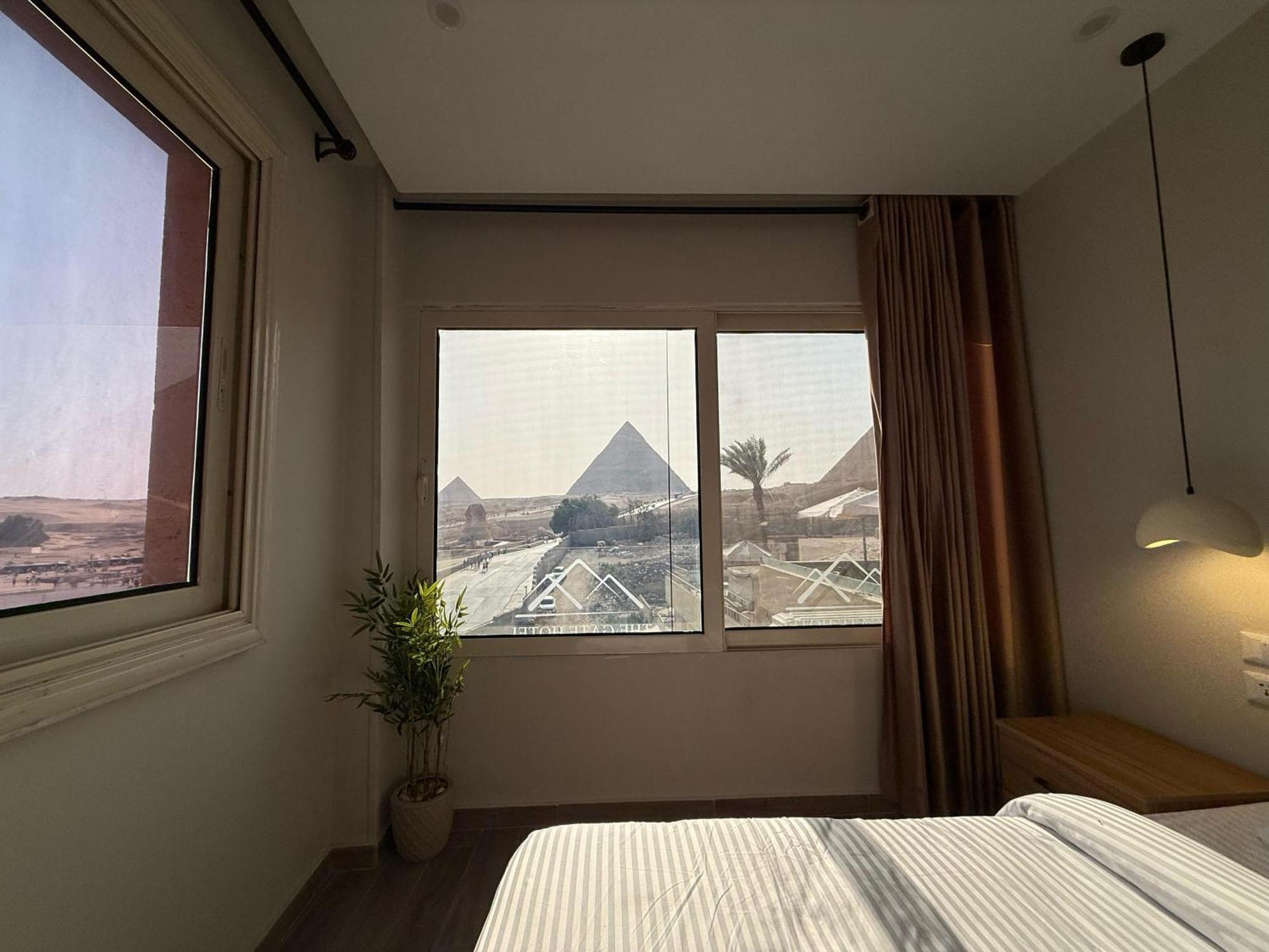 The Gate Hotel Front Pyramids & Sphinx View Kafret el-Gabal 외부 사진