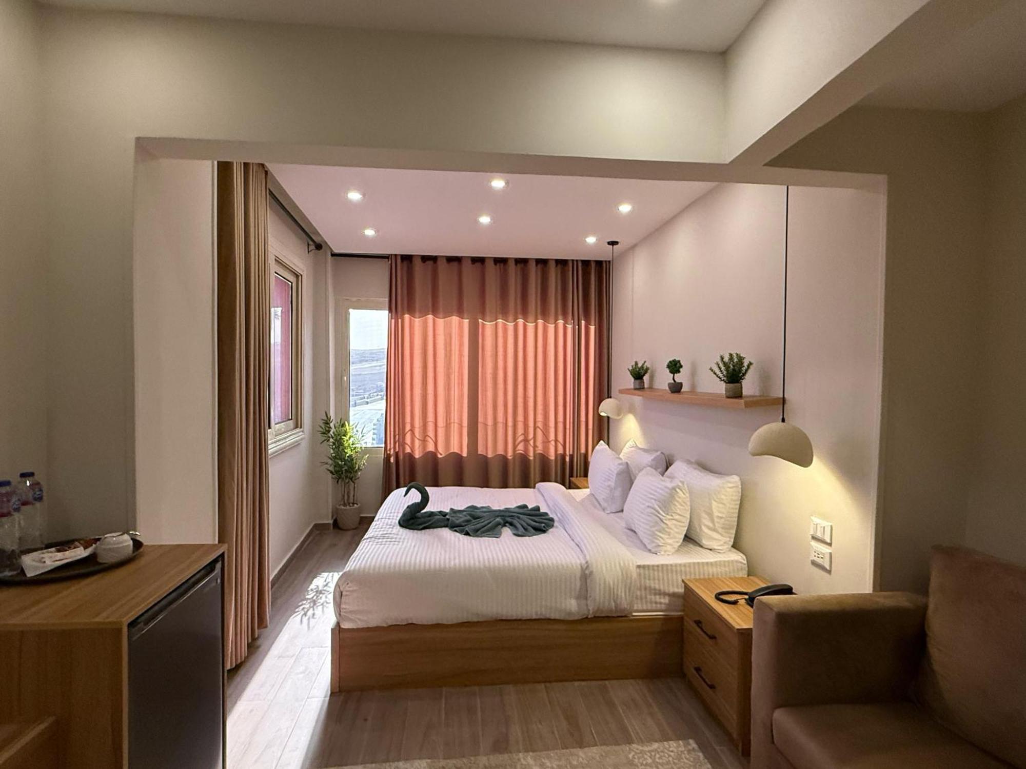 The Gate Hotel Front Pyramids & Sphinx View Kafret el-Gabal 외부 사진